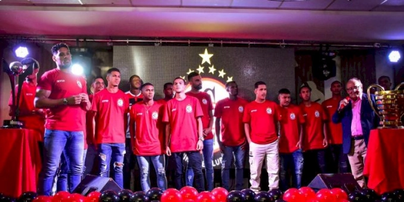 Jogadores do Campinense cobram posição da diretoria sobre salários atrasados