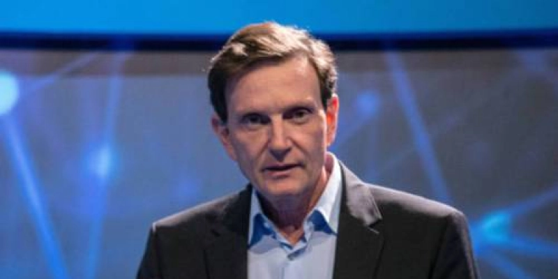 Universal ataca Globo após arquivamento de impeachment contra Crivella