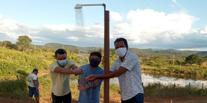 Prefeitura de Sousa entrega Sistema de Abastecimento d´água aos moradores da Comunidade Rural de Pitombeira