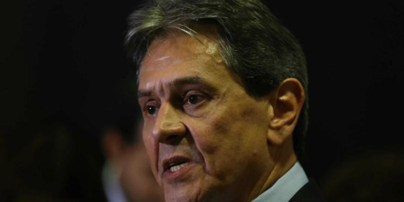 Sem Cristiane, governo decide manter interino no Trabalho até março