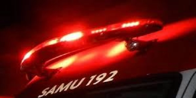 Homem sofre ataque epilético cai na pista de rolamento e por pouco não foi atropelado 