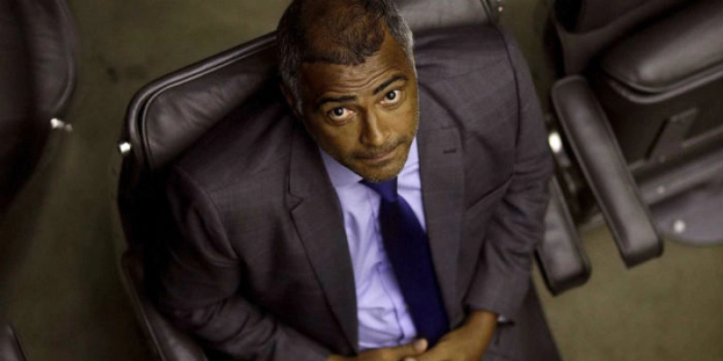 Delator diz que Romário recebeu R$ 3 milhões para apoiar Pezão; Confira