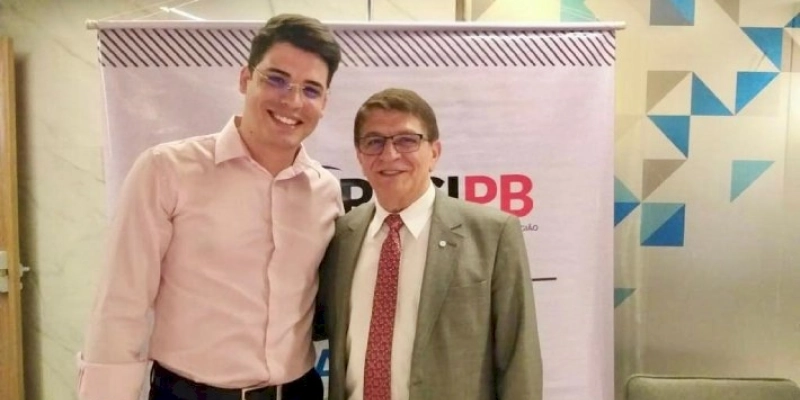 Corretor de imóveis teve em artigo do presidente do Cofeci inspiração para TCC