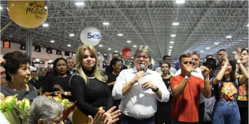 João Azevêdo prestigia abertura do Festival de Artes Jackson do Pandeiro