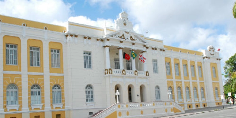 Servidores da justiça estadual paralisam atividades em toda Paraíba