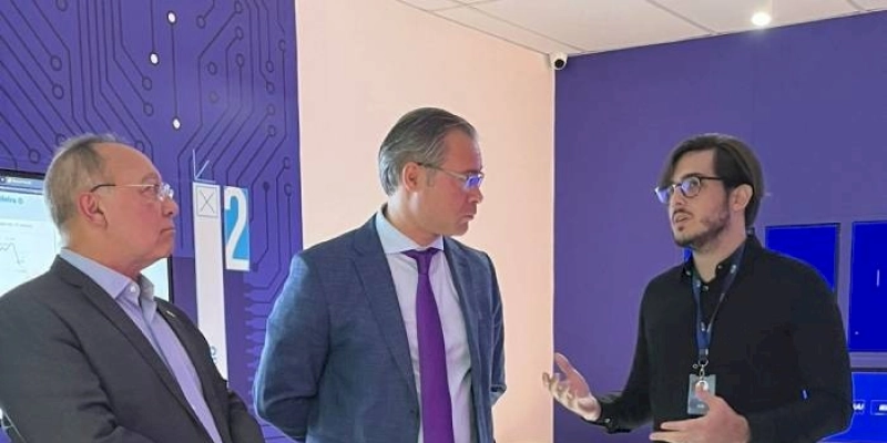 FIEP recebe visita do embaixador do Azerbaijão no Brasil