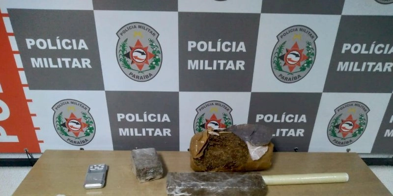 Suspeito de tráfico é preso com 4 kg de maconha pronta para a venda
