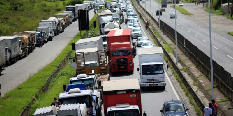 Greve dos caminhoneiros teve impacto de R$ 15 bilhões na economia; Confira