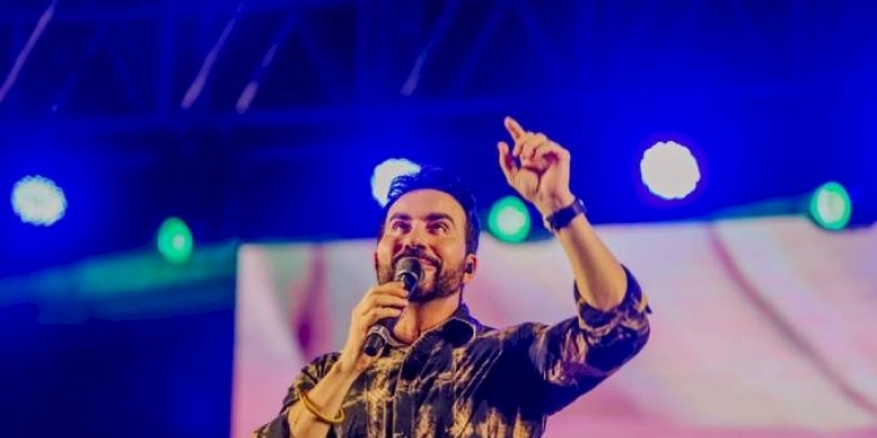 Cícero Lucena anuncia Padre Fábio de Melo na programação de fim de ano de João Pessoa