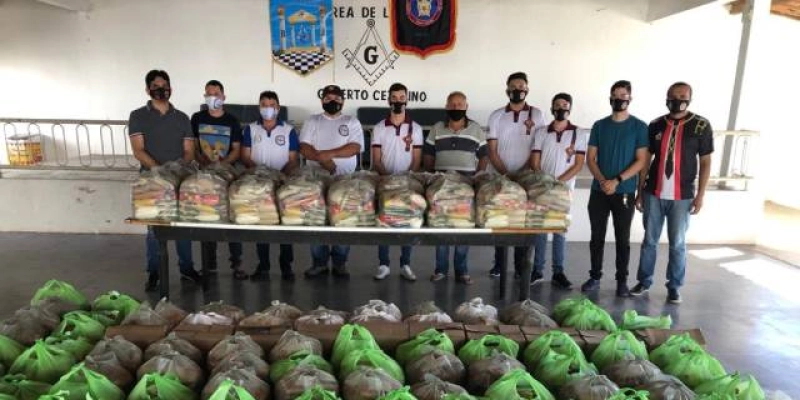 Loja Maçônica Major Lindolfo Pires, realiza mais uma entrega de cestas básicas para famílias Carentes de Sousa
