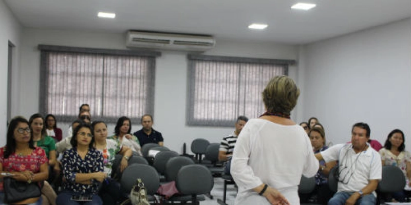 Secretaria de Saúde de cidade paraibana promove capacitação para profissionais sobre a Hanseníase