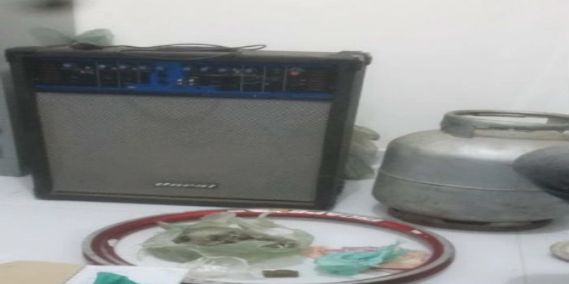 Polícia Civil estoura ponto de venda de drogas e detém seis Jovens em Cajazeiras