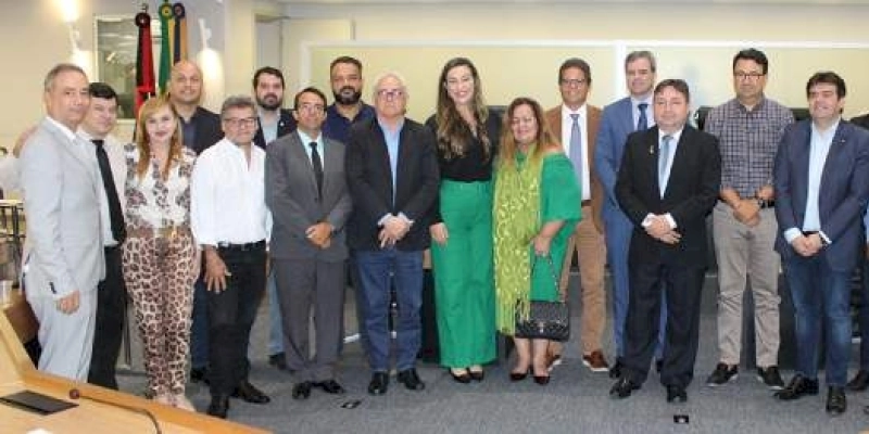 Frente Parlamentar do Mercado Imobiliário homenageará corretores de imóveis 2ª feira
