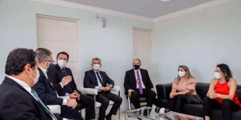 Reunião entre Secretaria da Segurança, Polícia Civil e OAB-PB reafirma compromisso de harmonia entre as instituições 