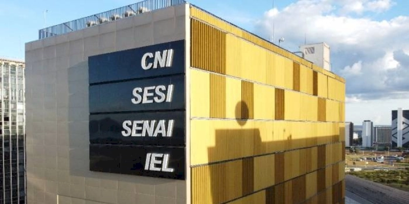 Redução do déficit primário é importante, mas solução não deve passar por mudanças no CARF