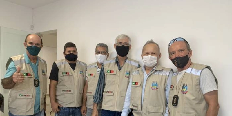 Oficiais de Justiça filiados ao Sindojus-PB ganham coletes de identificação