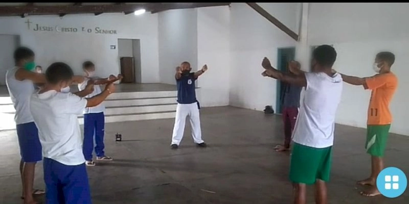 Projeto Revelando Campeões leva oficina de capoeira para socioeducandos do Lar do Garoto