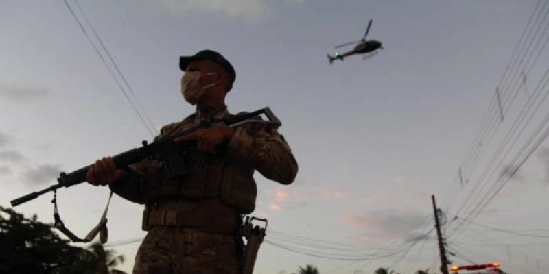 Oito suspeitos são presos por envolvimento em crimes e operações prosseguem