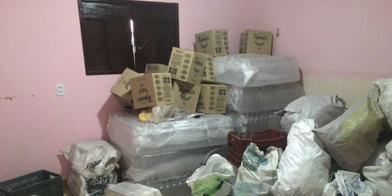 Polícia Civil prende dois e desarticula fábrica clandestina de bebidas na Paraíba