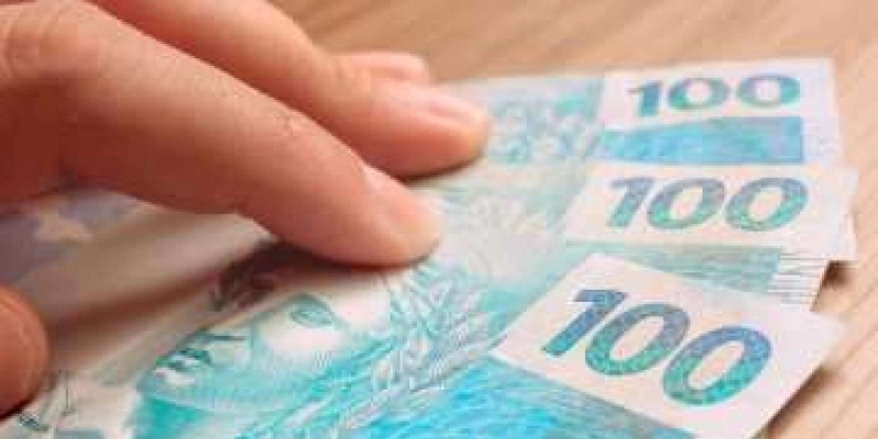 Trabalhadores nascidos em dezembro podem sacar auxílio emergencial