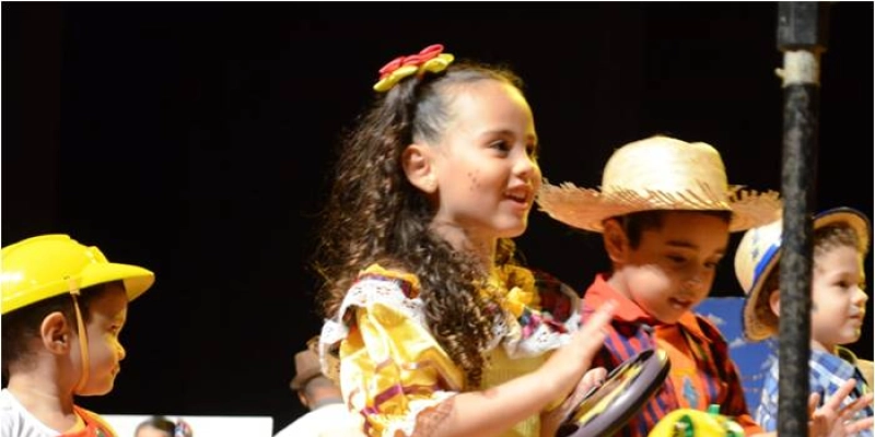 Alunos da creche da ALPB prestam homenagem ao centenário de Jackson do Pandeiro em festival junino; Veja