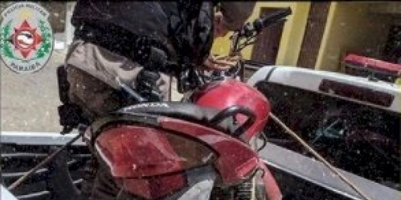 Moto com restrição de roubo/furto é recuperada por policiais militares 