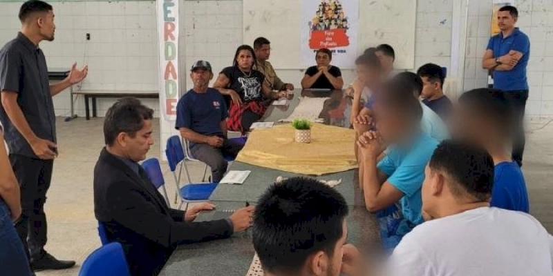 Escola socioeducativa da Fundac promove Feira das Profissões para internos do CEJ