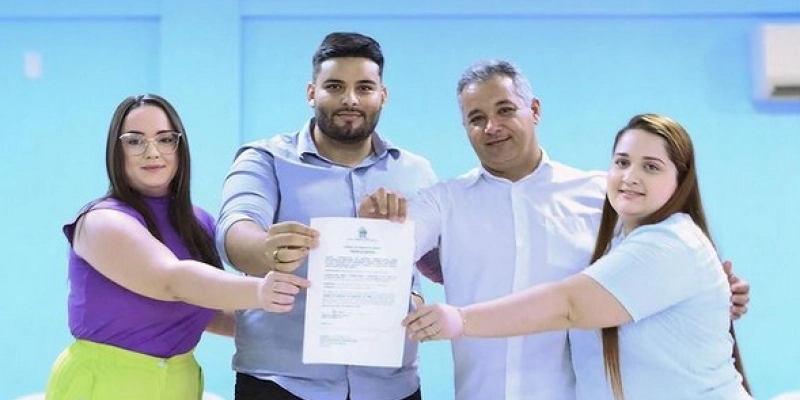 Prefeitura de São Francisco assina ordem de serviço para ampliação da Escola Chico Coréia