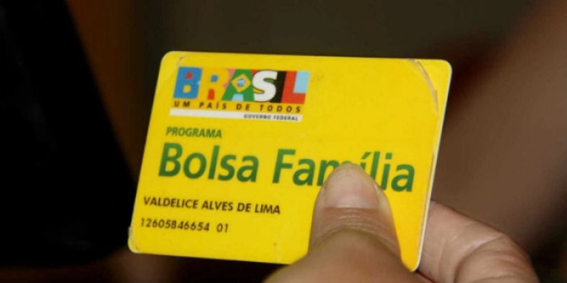 Metade do dinheiro do Bolsa Família dependerá de aprovação do Congresso; Veja