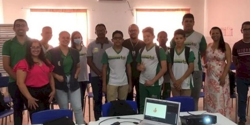 Escola Júlia Maria conhece projeto “Hortas nas escolas do campo e da cidade”, em Marizópolis 