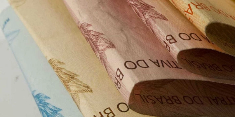 Dívida pública do Brasil pode chegar a quase 100% do PIB, segundo FMI