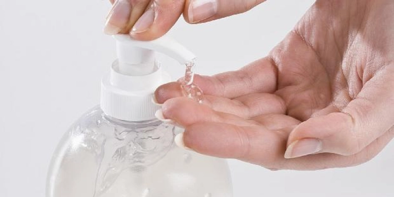 Usinas doam 1 milhão de litros de álcool para o SUS