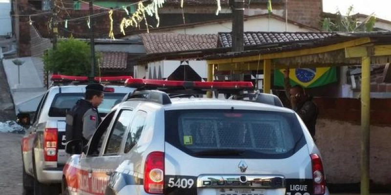 Polícia apreende veículo com queixa de roubo; Veja 