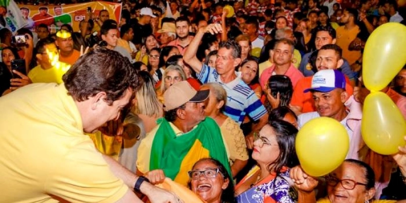 Ao lado do major Sidney e Luíza, Gervásio lança campanha em Sapé