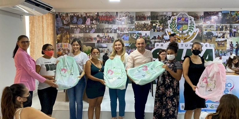 Prefeitura realiza abertura da Semana do Bebê com entrega de 50 kits de enxoval, em Sousa