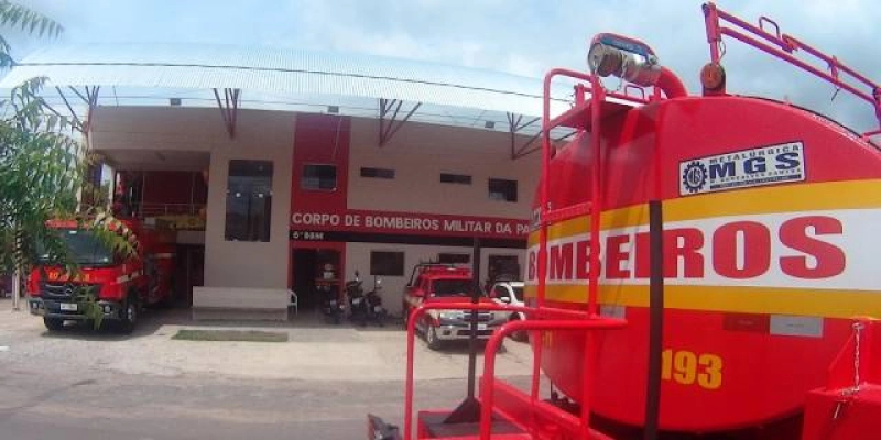 Bombeiros são acionados para apagar incêndio em residência no Bairro da Estação em Sousa 