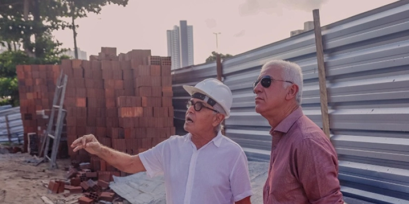 Cícero Lucena inspeciona obras do primeiro Hospital Veterinário de João Pessoa e projeta entrega até junho