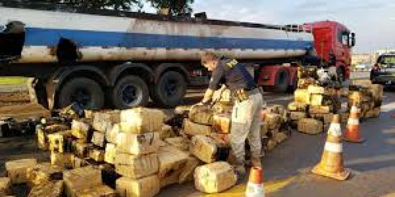PRF apreende quase 3 toneladas de maconha
