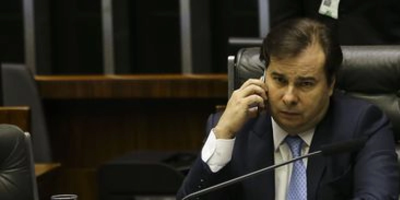 Maia descarta judicialização da lei de abuso de autoridade