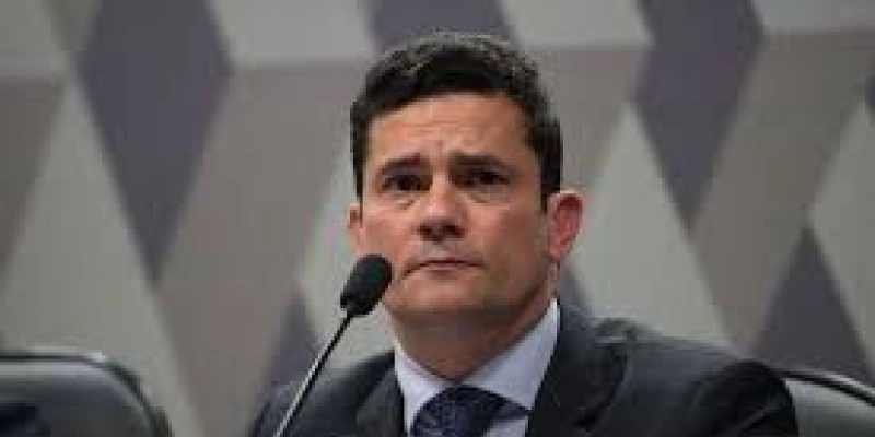 Moro diz que Ministério da Justiça e PF vão identificar e comunicar vítimas de hackeamento