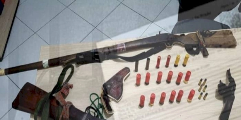 Polícia Civil cumpre mandado de busca em Monte Horebe e apreende armas de fogo e munições