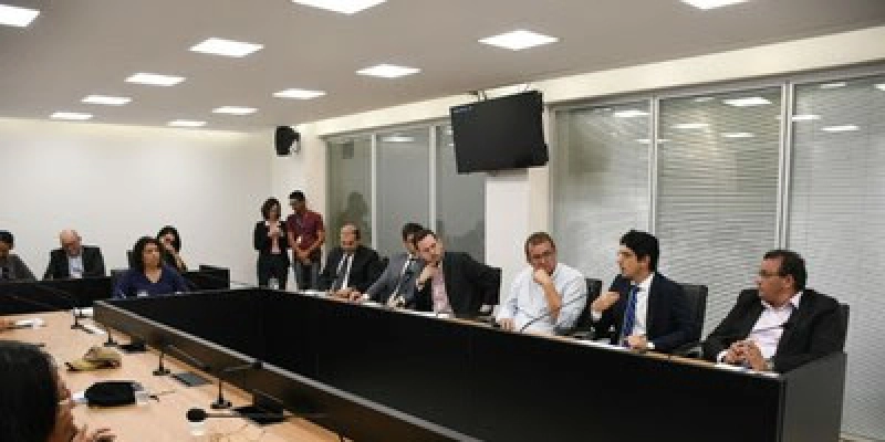 MPF participa de reunião da Frente Ambientalista da ALPB para conter derramamento de óleo nas praias paraibanas