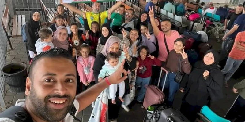 Grupo de 32 brasileiros consegue cruza fronteira de Gaza com o Egito  