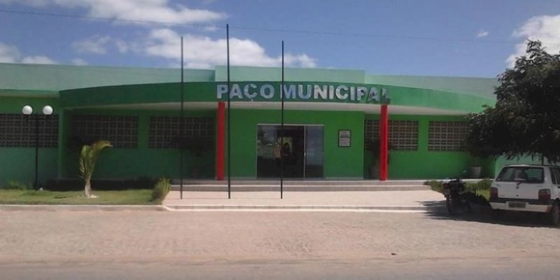 Prefeito interino é alertado por gasto de R$ 0,28 por habitante no combate a pandemia em Cachoeira dos Índios 