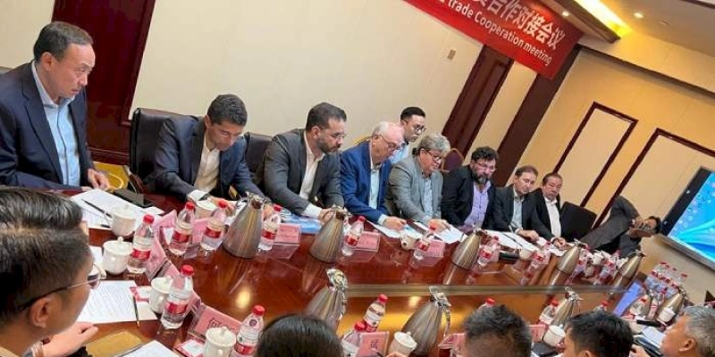 Na capital da província de Henan, João Azevêdo apresenta potencial para investimentos na Paraíba a membros do Governo e empresários de várias áreas