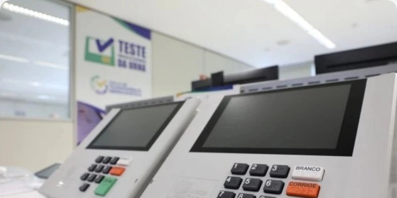 Movimentações políticas e posse de suplentes redesenham cenário institucional na Paraíba às vésperas da janela partidária de 2026