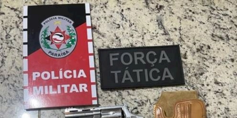Policiais Militares apreendem arma de fogo e munições durante blitz em Catolé do Rocha