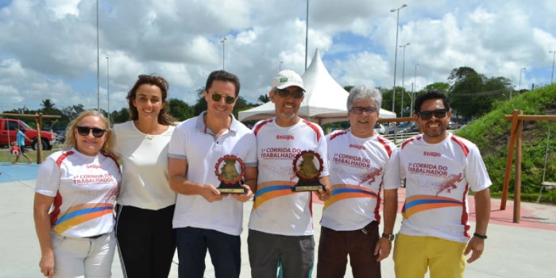 Veneziano prestigia trabalhadores em Campina Grande e reafirma compromisso de “lutar por direitos”