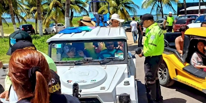 Operação integrada combate transporte turístico irregular na Paraíba
