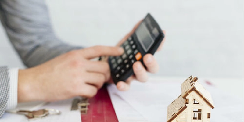 Corretores de imóveis e estudantes têm desconto em Curso de Avaliação e Perícia Mercadológica